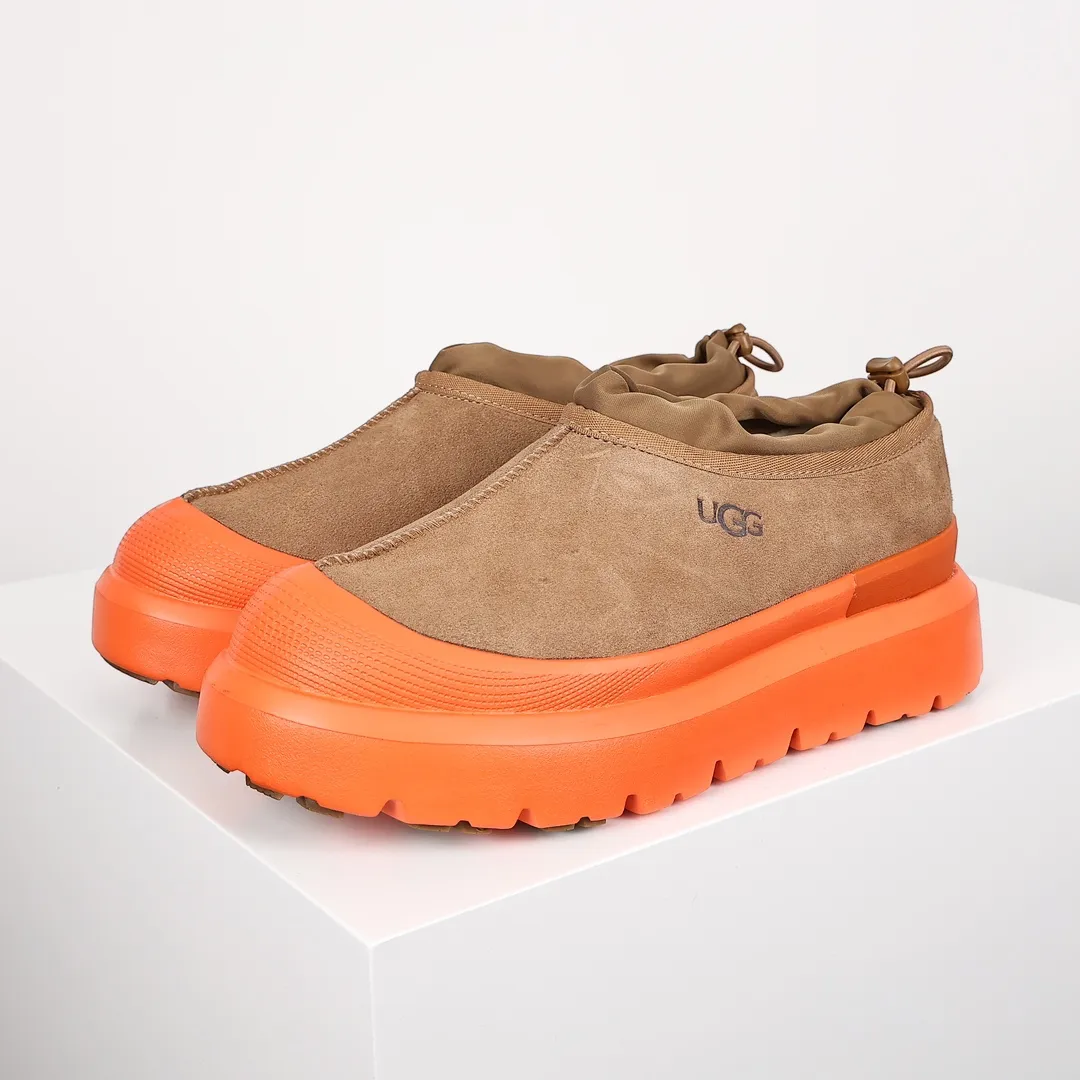 Pick up locally💰Female size 330 Men's size 380 UGG 23S new winter products Half toe cap and low top 1144096 Imported sheepskin fur Purchasing for exclusive quality High elastic Modern midsole External non-slip outsole Leg drawstring design Very easy to put on and take off Sizes: 35 36 37 38 39 40 41 42 43 44